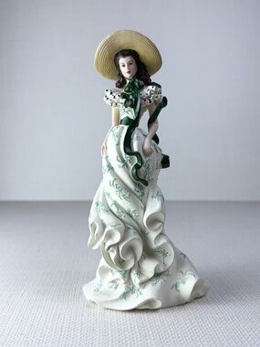 Scarlett O’Hara “Flower of the South” Figurine Hamilton Collection